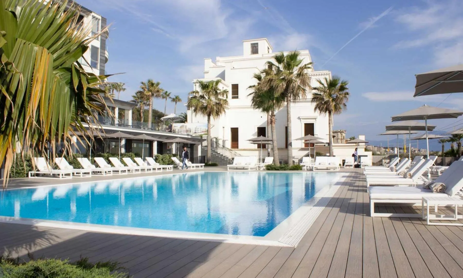 ****  Hotel & Resort Tre Fontane Luxury ポルティチ イタリア