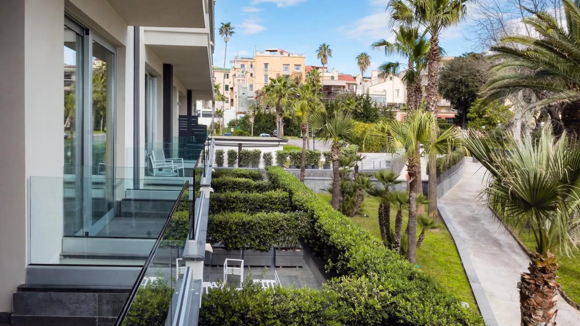 Hotel & Resort Tre Fontane Luxury ポルティチ