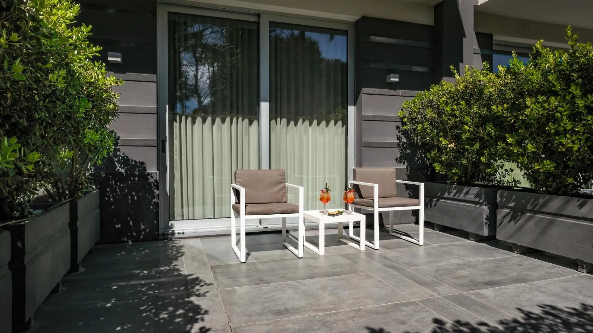 Hotel & Resort Tre Fontane Luxury ポルティチ 4*,