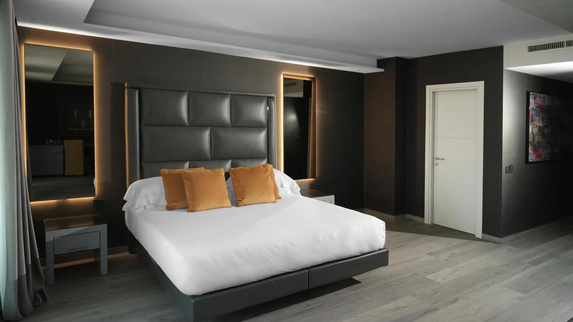 Hotel & Resort Tre Fontane Luxury Portici 4*,