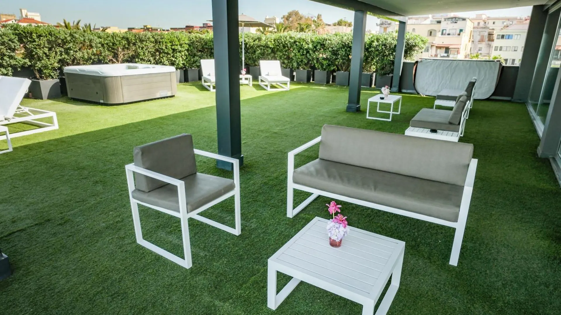 Hotel & Resort Tre Fontane Luxury ポルティチ