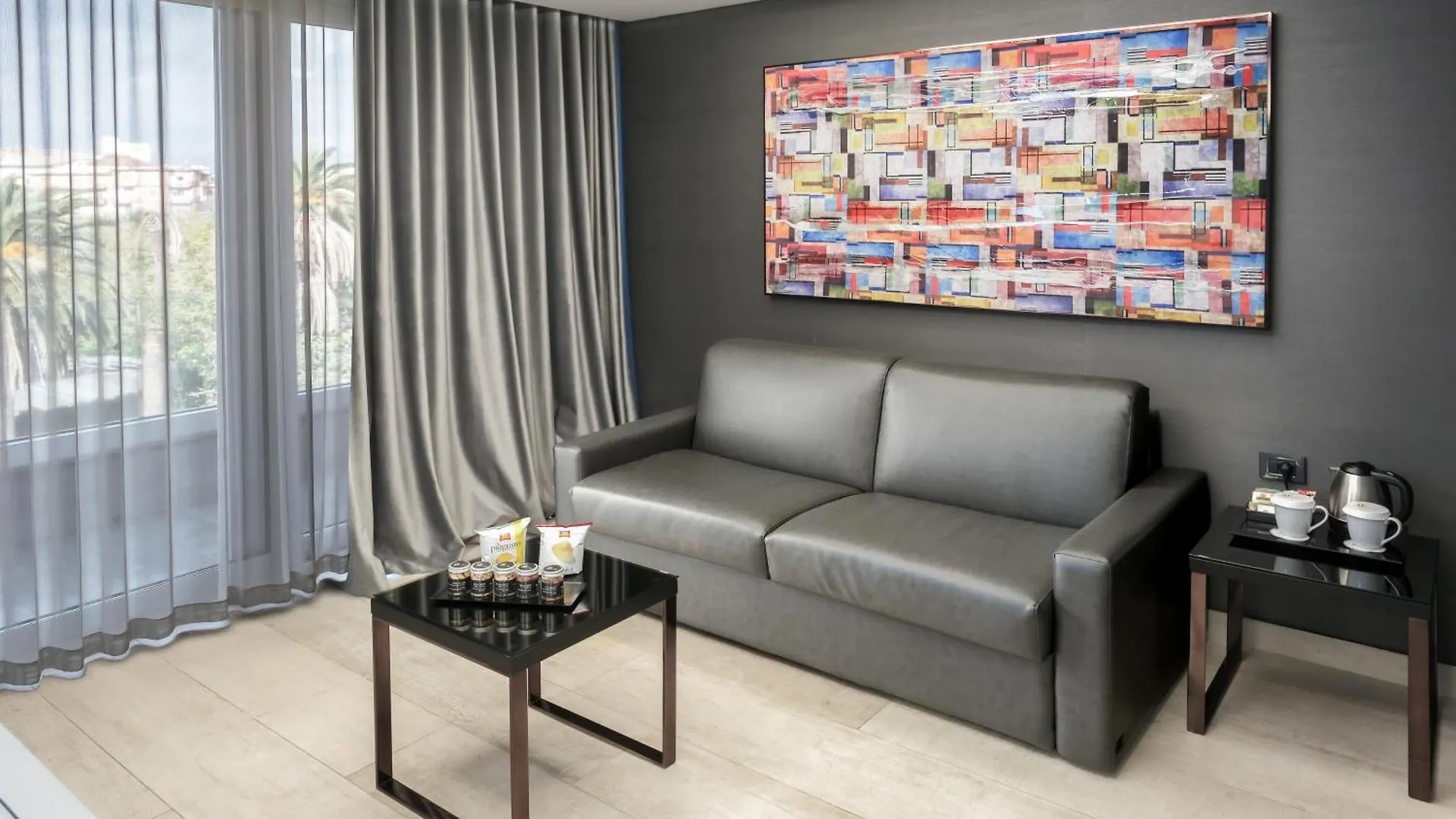 Hotel & Resort Tre Fontane Luxury Portici 4*,