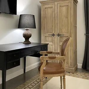 Apartment Dimora Borghese “whitaker” Palermo