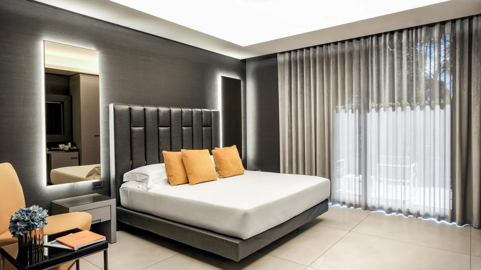 Hotel & Resort Tre Fontane Luxury Портичи 4*,  Италия