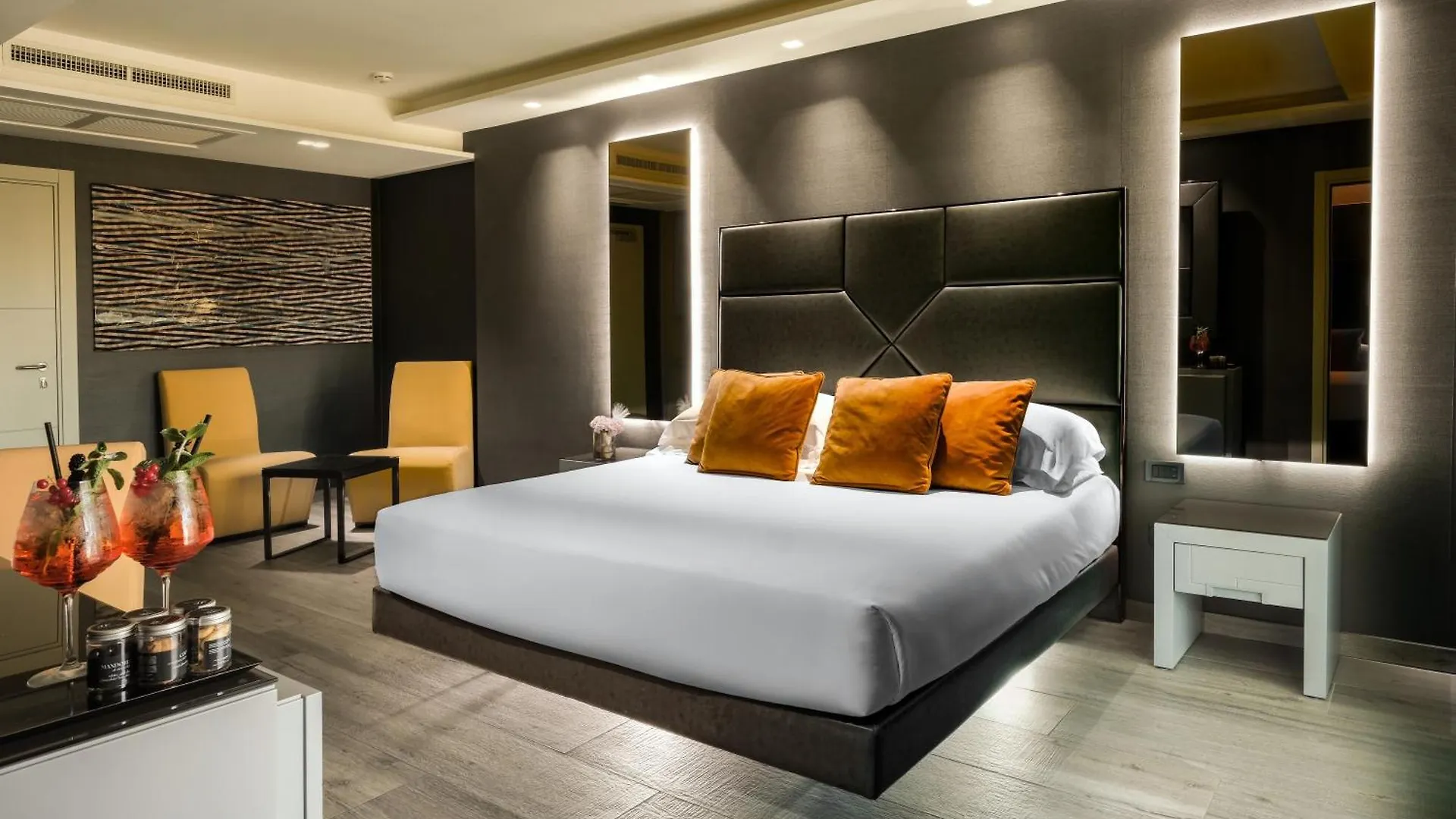 Hotel & Resort Tre Fontane Luxury Портичи