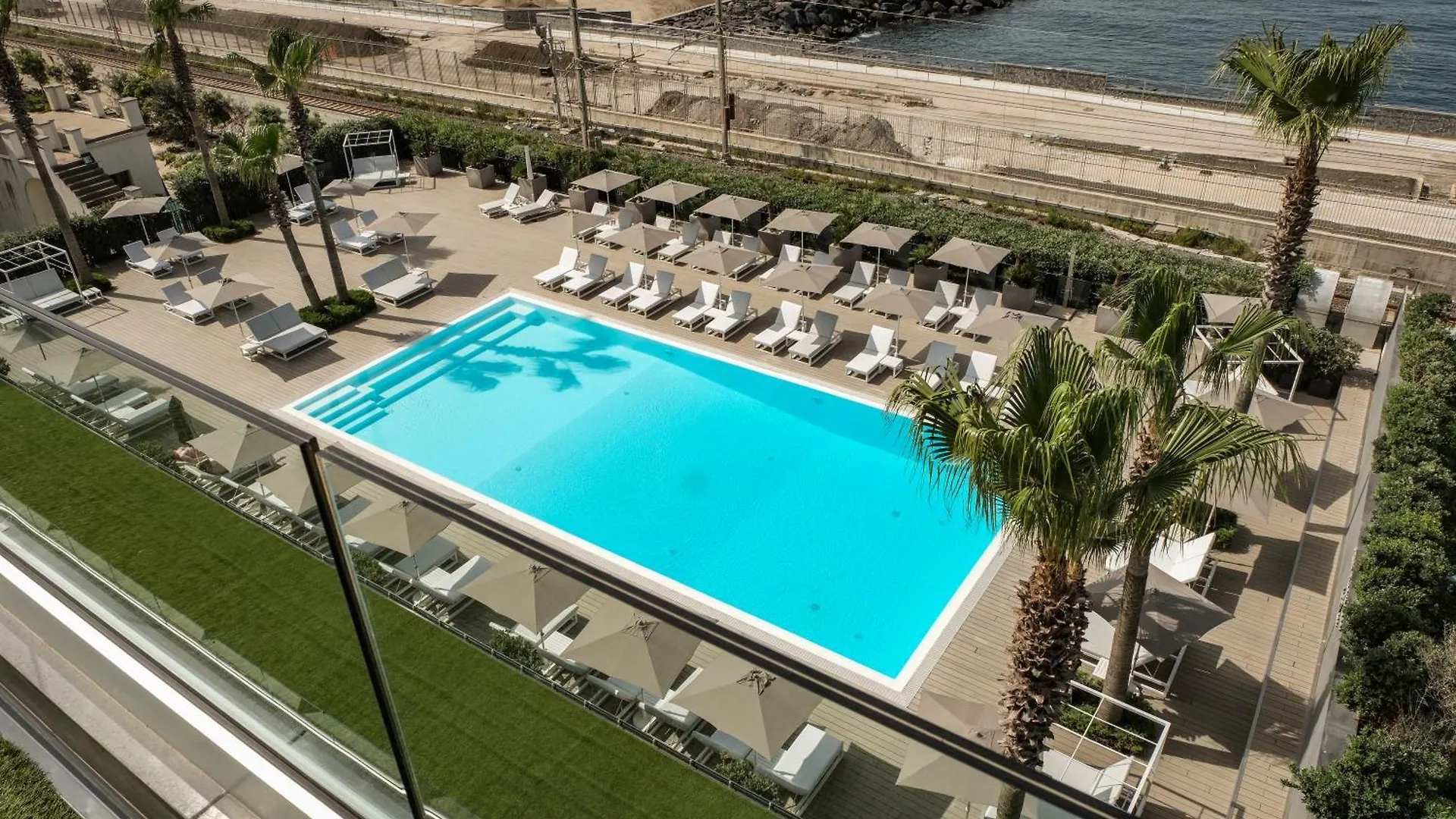 Hotel & Resort Tre Fontane Luxury Портичи